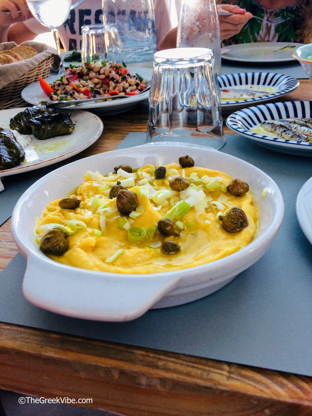 Eating Out the Greek Way