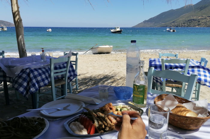 Eating Out the Greek Way: Tips