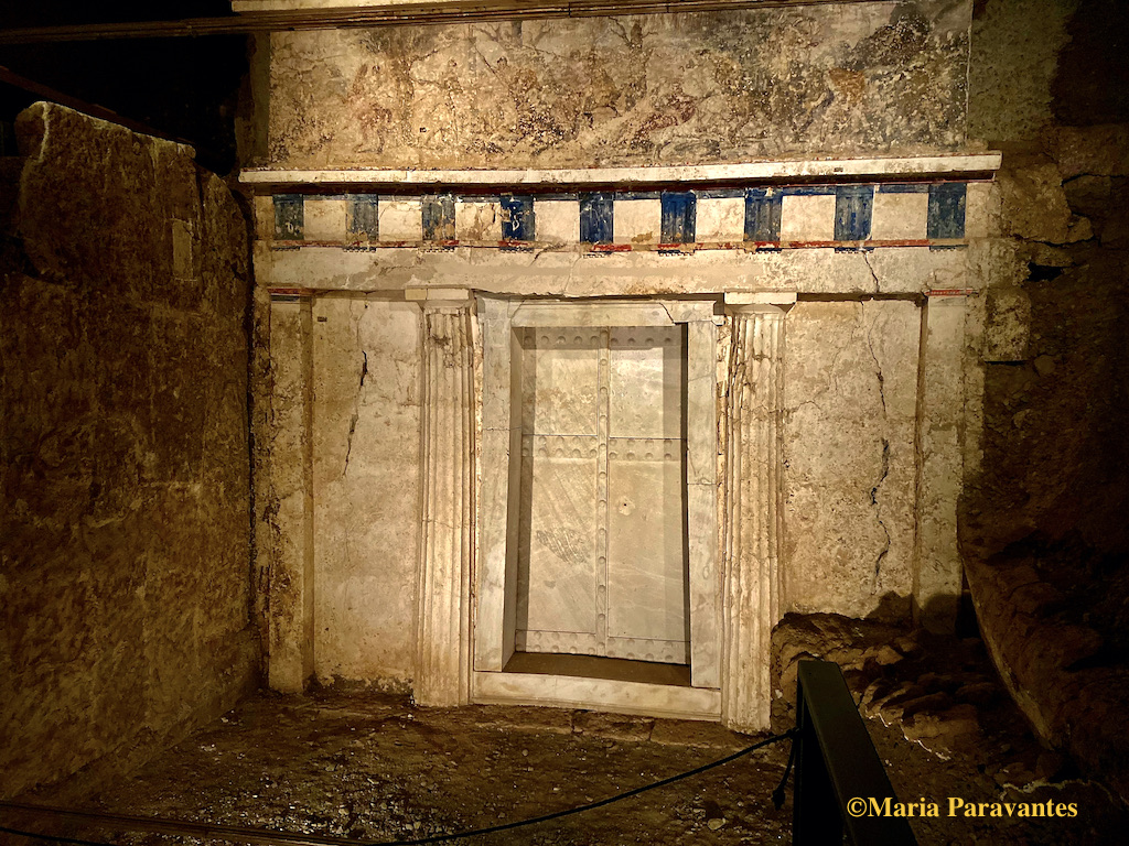 Vergina: A Royal Tomb, A Golden Crown, A Travel Must