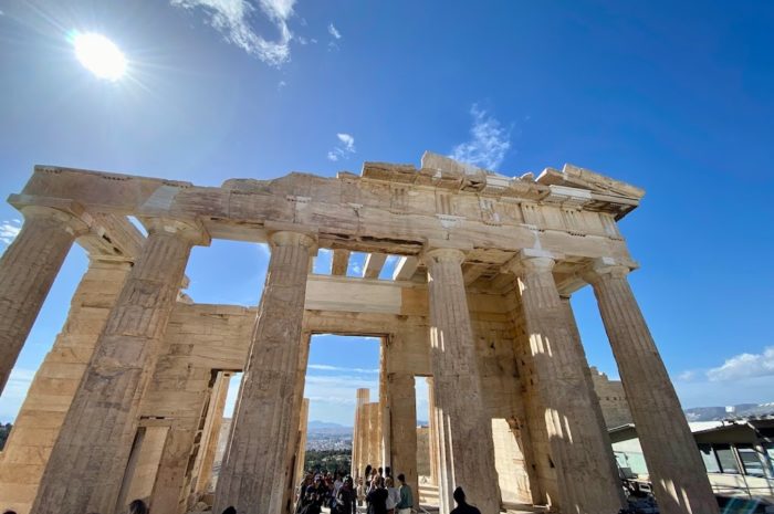 Visiting Greece? The Top Things to Know